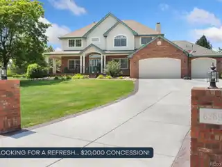 Country Charmer at the End of a Cul-De-Sac