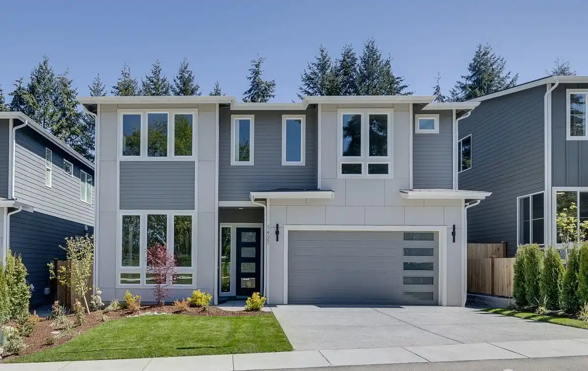 New Five Bedroom Home in Kinsley Heights