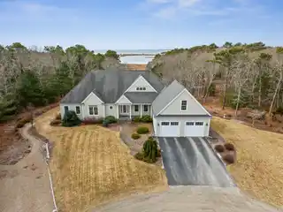 Meticulously Maintained Contemporary Home