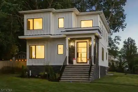 Unparalleled Luxury Custom Contemporary Home