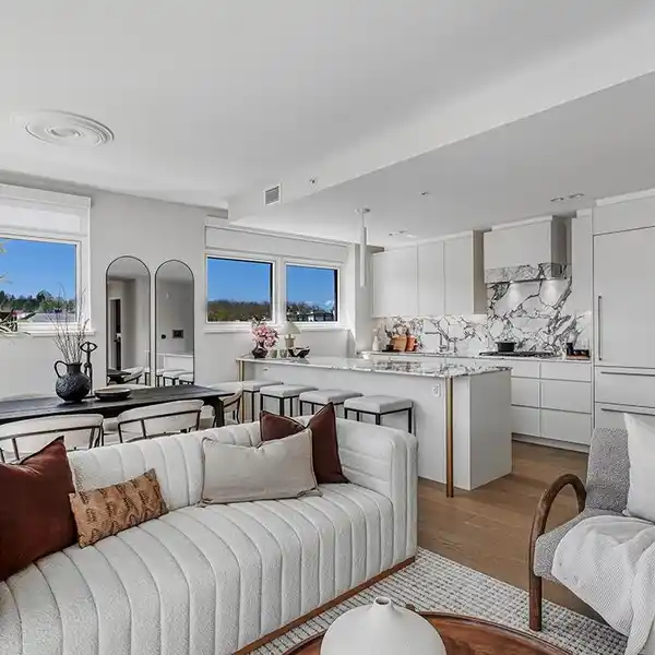 BRAND NEW KITSILANO PENTHOUSE