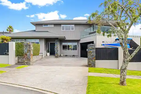 Exquisite Renovation in Prestigious Farm Cove Enclave