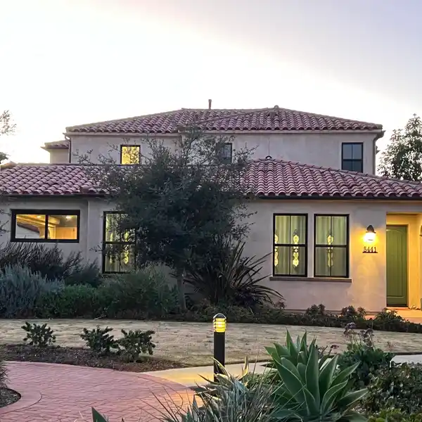 BEAUTIFUL DETACHED HOME WITH A PRIVATE BACKYARD