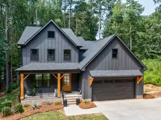 Luxury Contemporary Farmhouse in Rivers Edge