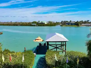 Amazing Waterfront Gulf Access Location