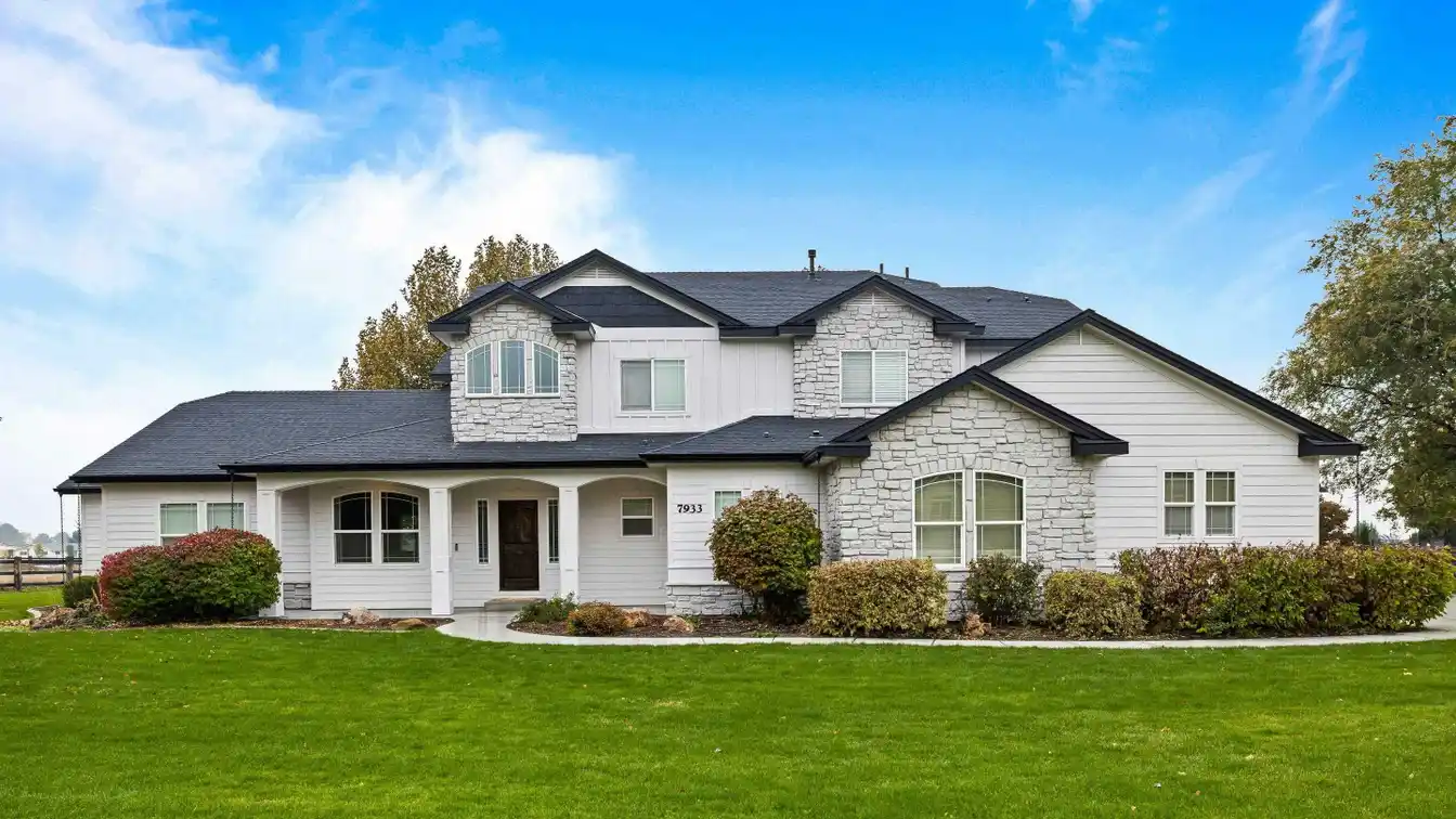 Modern Luxury with Classic Charm