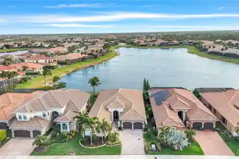 Sought-after Model in Riverstone