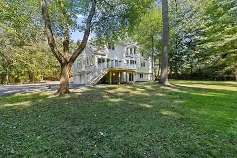 Spacious and Tranquil Colonial Retreat