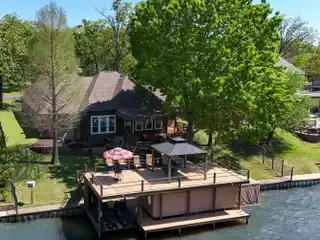 Beautiful Home in Pinnacle Club on Cedar Creek Lake