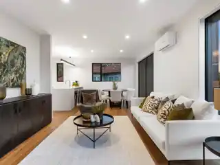 Sunlit Sanctuary in Exclusive Orakei Enclave