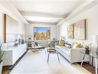 RENOVATED PREWAR UPPER EAST SIDE TWO BEDROOM
