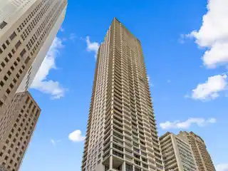 Elegant Gold Coast Condo with Oversized Laundry & Mudroom