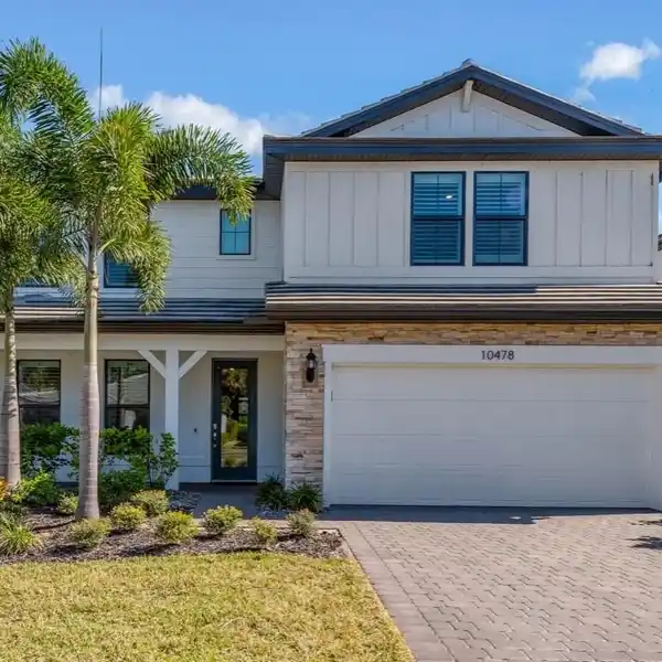 BEAUTIFUL HOME IN THE BOUTIQUE COMMUNITY OF VENTANA POINTE