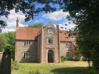 CHARMING AND HISTORIC COUNTRY HOUSE IN THREE ACRES OF GARDENS