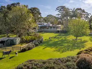 Landmark Estate on the Upper North Shore
