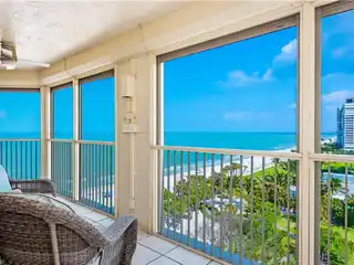 Prestigious Living at La Mer Tower