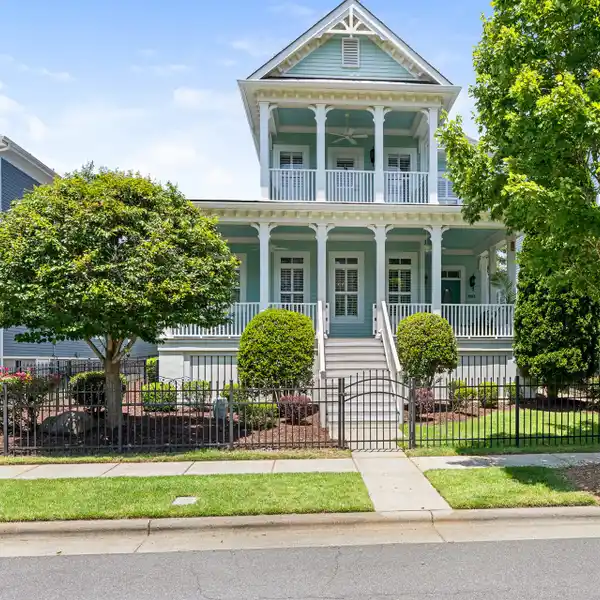 LOVELY HOME IN ARDREY