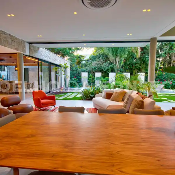 FURNISHED HOME IN JARDINS DO GOLF