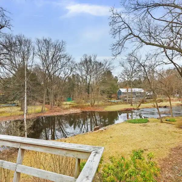 IDYLLIC RIVERFRONT PROPERTY IN LOWER WESTON