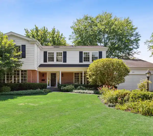 BEAUTIFULLY MAINTAINED AND THOUGHTFULLY UPDATED COLONIAL