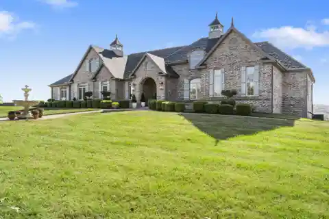 Gorgeous French Country Estate with Panoramic Views