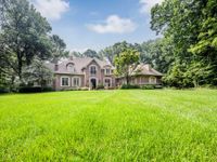 SPECTACULAR 5 BEDROOM HOME ON LAKE CHAPIN