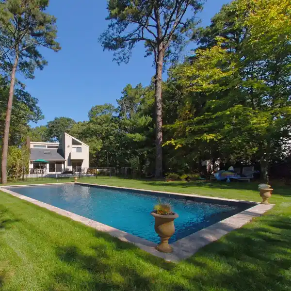 IMPROVED CONTEMPORARY HOME