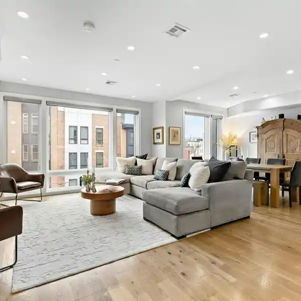 BEAUTIFULLY DESIGNED DUPLEX CONDOMINIUM