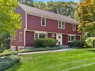 Stunning Property with Manicured Grounds in a Peaceful Setting