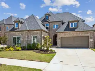 Grand Entertainer’s Dream with Gourmet Kitchen