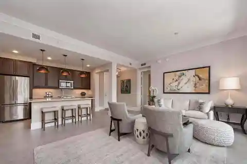 Naples Square Condo with Pool, Spa, and Courtyard