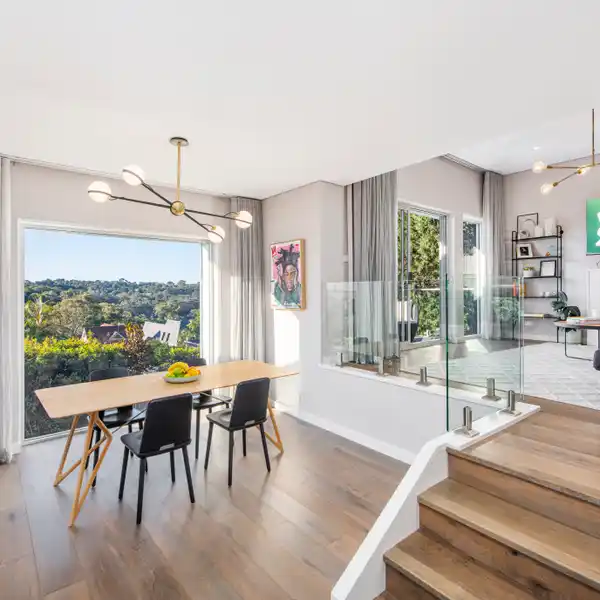 EXQUISITE CONTEMPORARY RENOVATED HOME