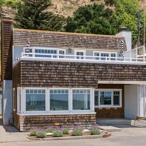 BEACHFRONT PROPERTY AT GREAT VALUE