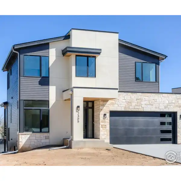 NEW CUSTOM MODERN HOME WITH MOUNTAIN VIEWS