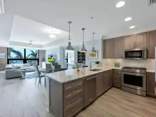 Magnificent Turnkey Condo at Mercato