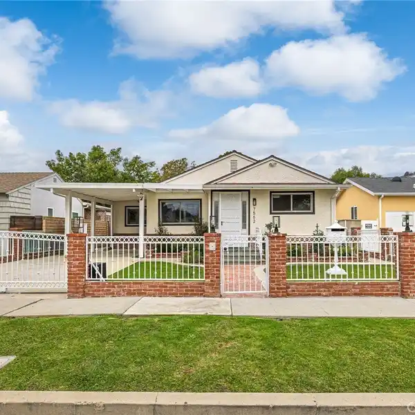CHARMING WESTCHESTER HOME WITH UNIQUE OUTDOOR FEATURES