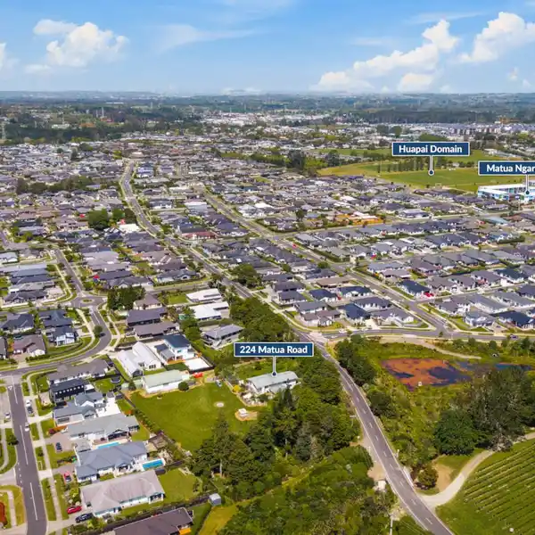EXPANSIVE FREEHOLD LAND OFFERING UNLIMITED POTENTIAL