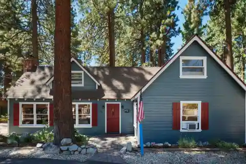 Classic Marla Bay Retreat Combines Historic Charm with Modern Comfort