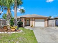 THREE BEDROOM RENTAL IN PERFECT LOCATION IN NAPLES PARK