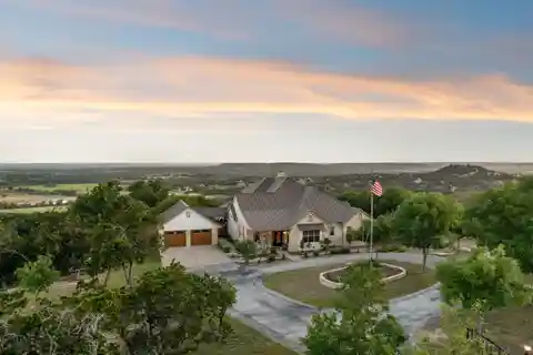 The Pinnacle of Hill Country Elegance