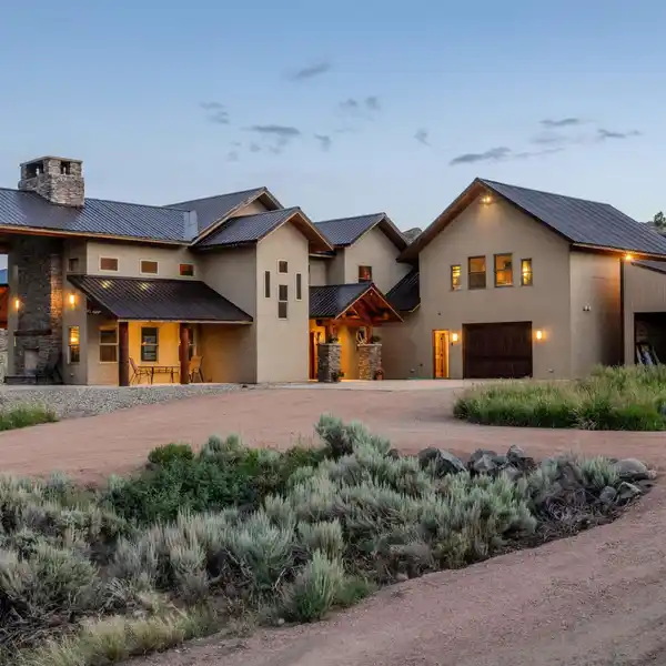 RAZOR CREEK RANCH