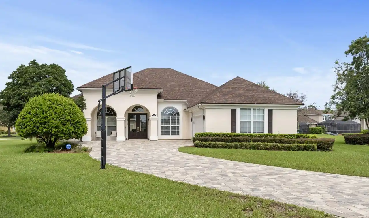 Wonderfully Upgraded Deercreek Country Club Home