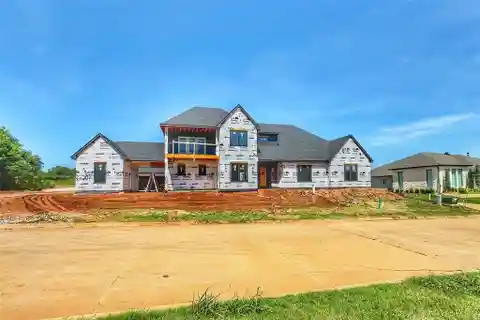 New Construction in the Oak Tree West Golf Community