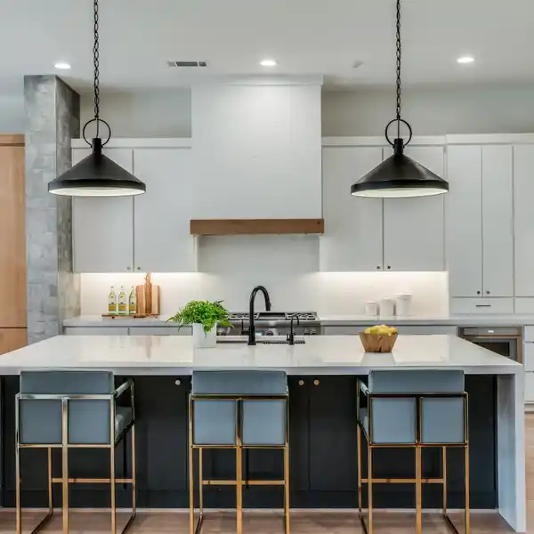 MODERN LUXURY MEETS THOUGHTFUL DESIGN