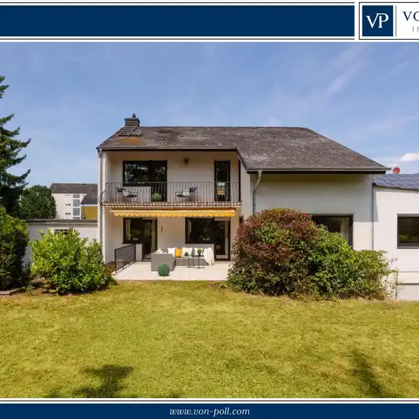 CHARMING DETACHED HOUSE ON THE EDGE OF A FIELD
