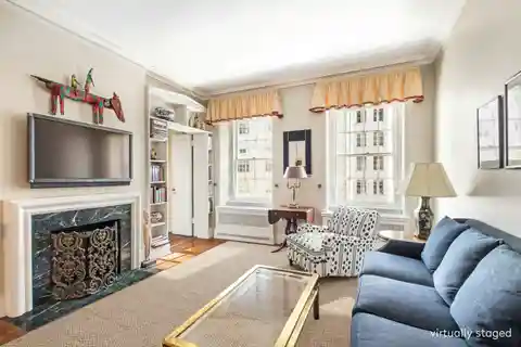Sprawling Apartment Between Park and Lexington Avenues