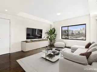 Bright High-Floor Residence