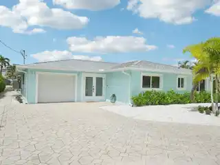 Waterfront Pool Home with Direct Gulf Access