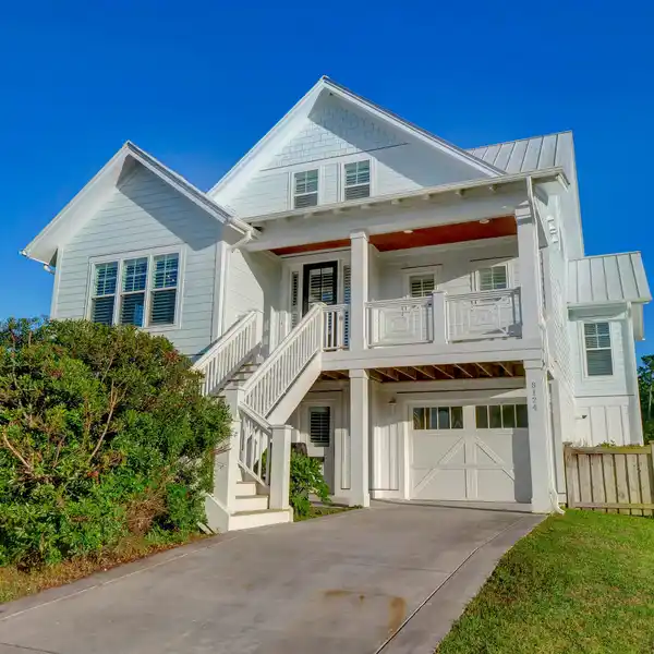 BEAUTIFULLY FINISHED HOME THAT HAS IT ALL