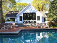 SOPHISTICATED AND ELEGANT FAMILY HOME ON BEAUTIFULLY LANDSCAPED GROUNDS